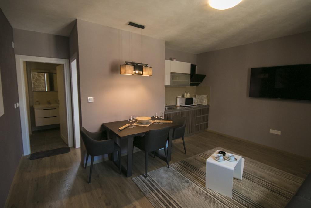 Apartmens Melisa ヴルサル エクステリア 写真