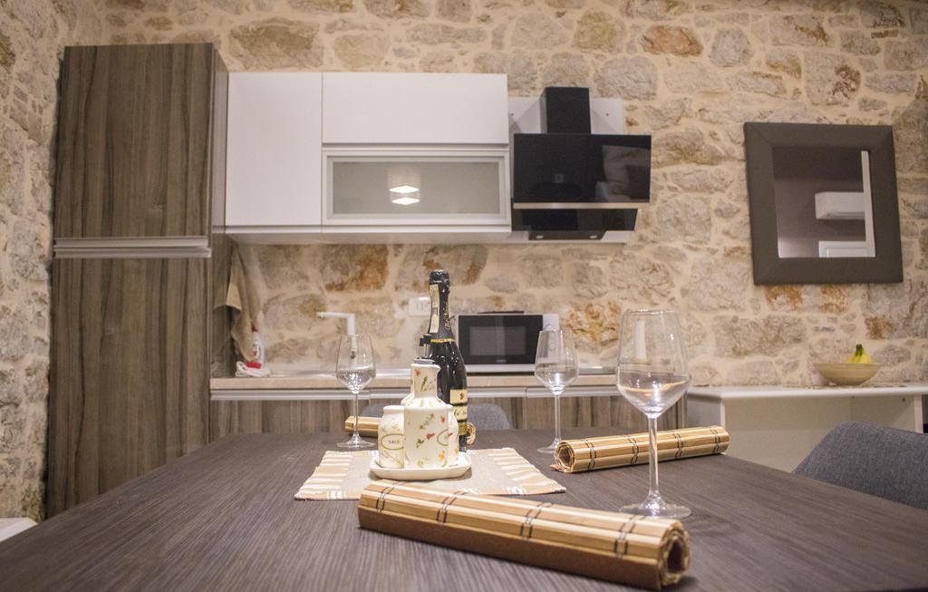 Apartmens Melisa ヴルサル エクステリア 写真