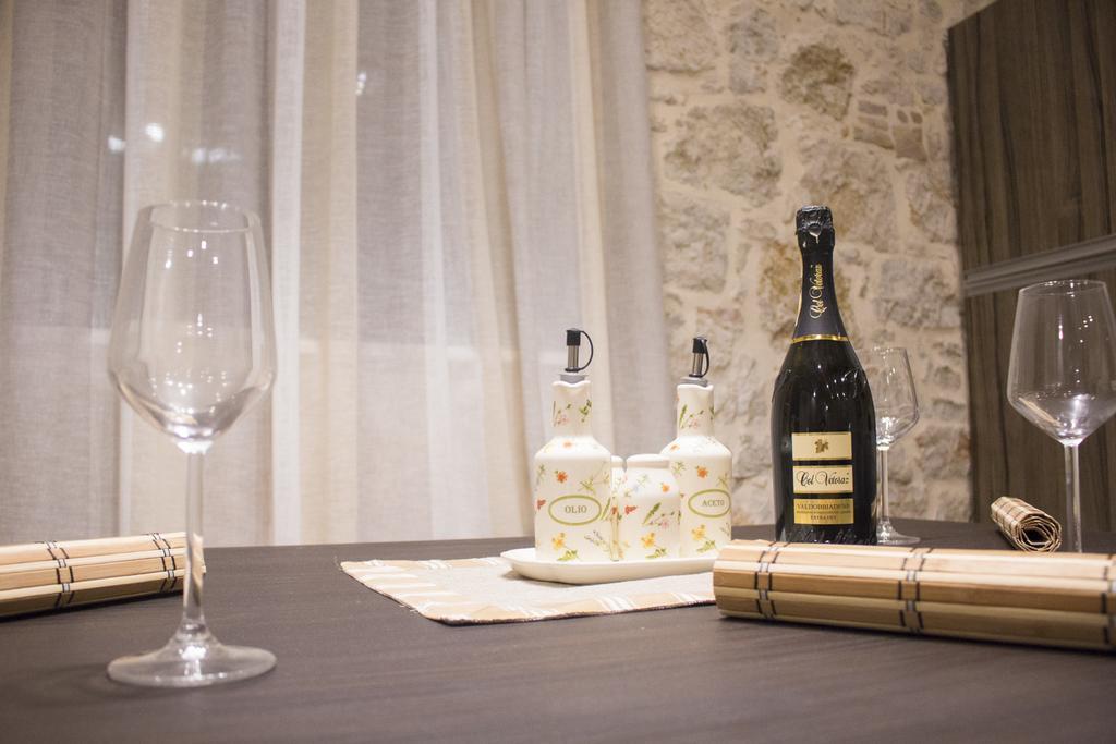 Apartmens Melisa ヴルサル エクステリア 写真