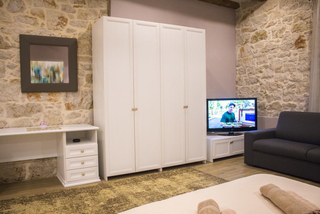 Apartmens Melisa ヴルサル エクステリア 写真