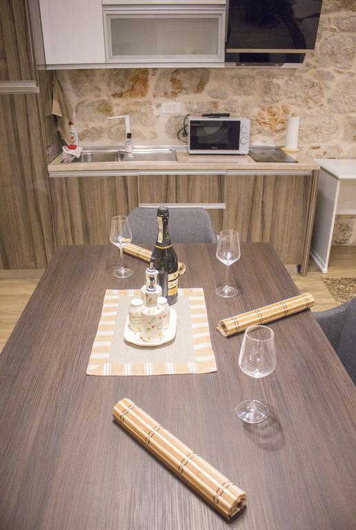 Apartmens Melisa ヴルサル エクステリア 写真