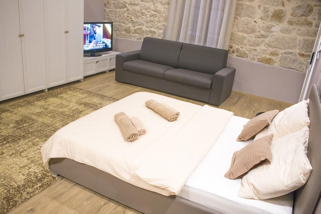 Apartmens Melisa ヴルサル エクステリア 写真